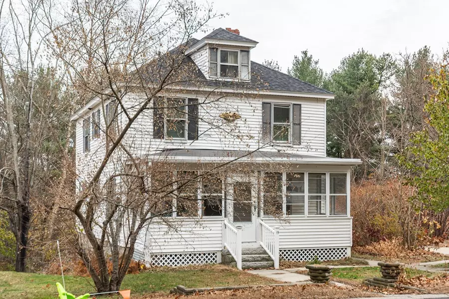 15 North St, Westford, MA 01886