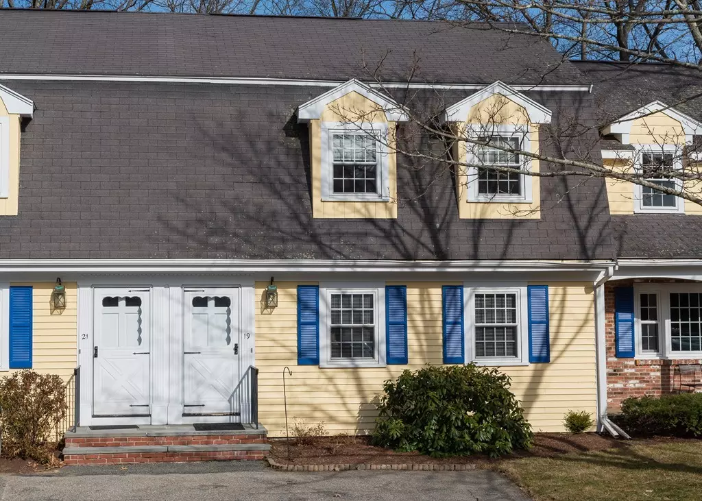 Acton, MA 01720,19 Meetinghouse Rd #19