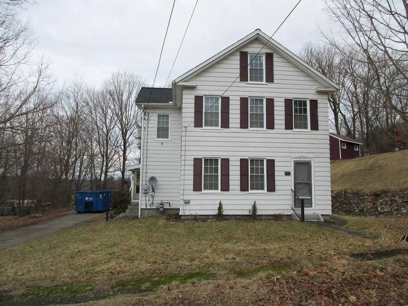 75 East Rd, Warren, MA 01083