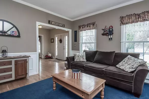 Northbridge, MA 01588,74 Shannon Dr