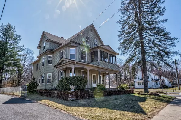 35-37 Federal St, Agawam, MA 01001