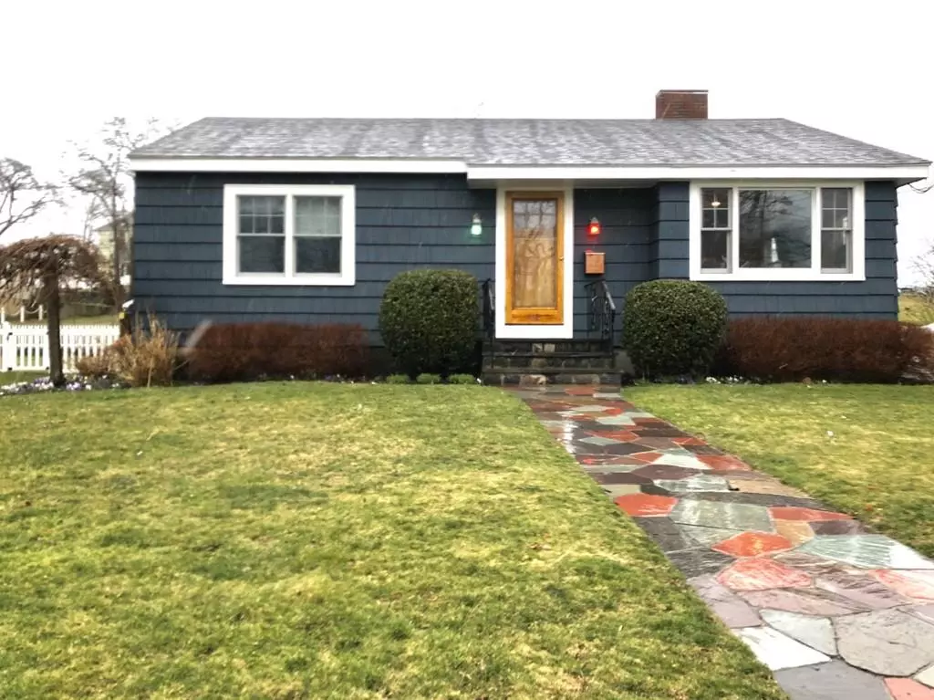 Nahant, MA 01908,12 Flash Road