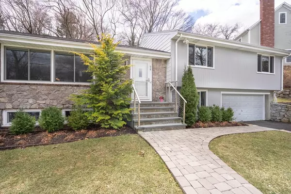 98 Bound Brook Rd, Newton, MA 02461