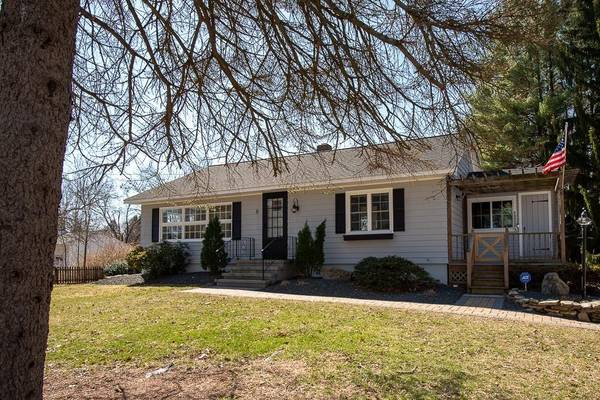 11 Dudley Hill Rd, Dudley, MA 01571