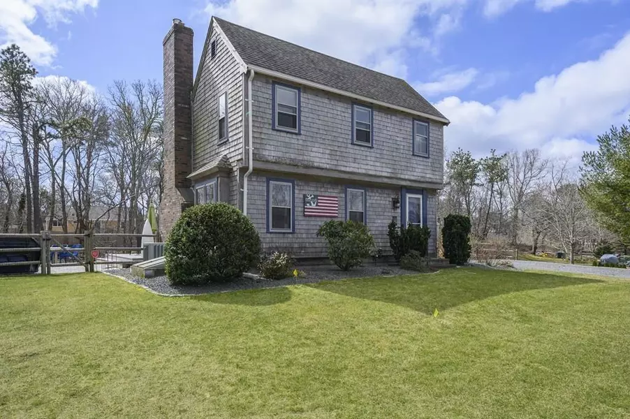 9 Williams Way, Harwich, MA 02645