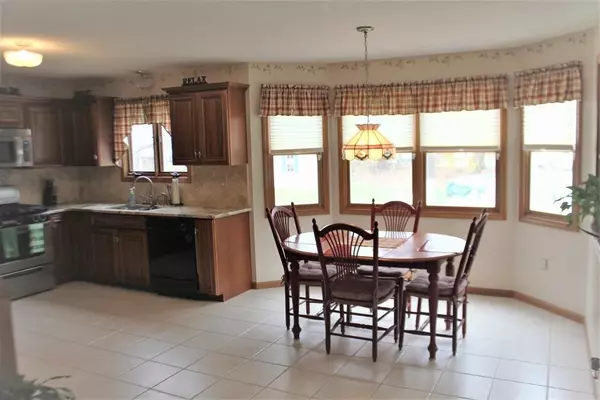 Agawam, MA 01001,40 Hearthstone Drive