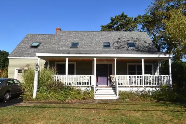 261 Lions Mouth Rd, Amesbury, MA 01913