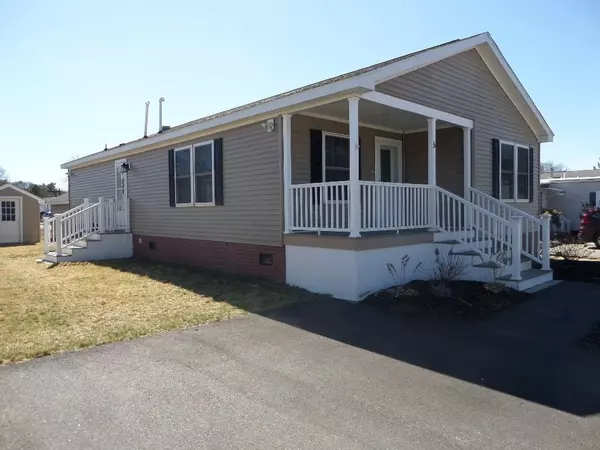 5 Robert Rd., Plainville, MA 02762