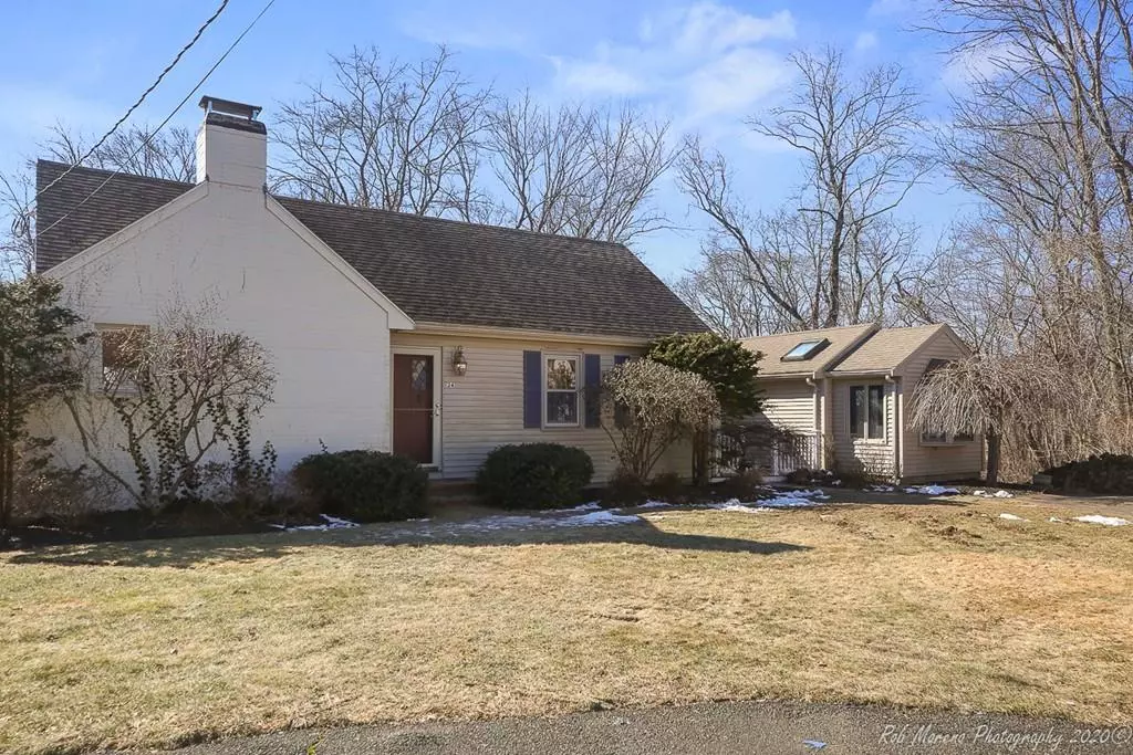 Danvers, MA 01923,24 Grandview Rd