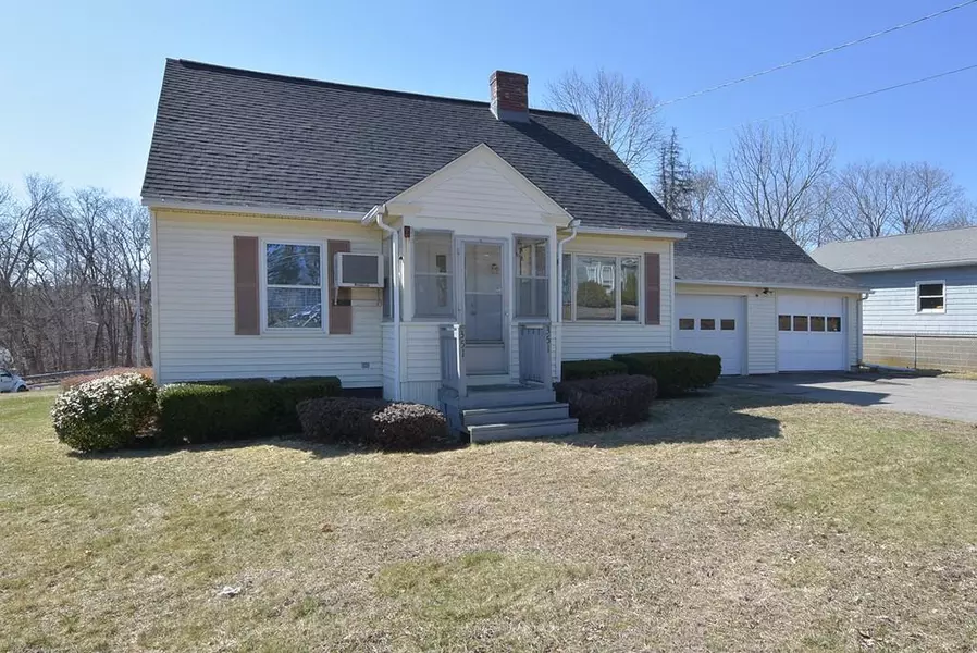 351 E Main St, East Brookfield, MA 01515