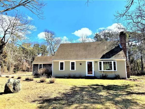 18 Captain Thatcher Rd, Brewster, MA 02631