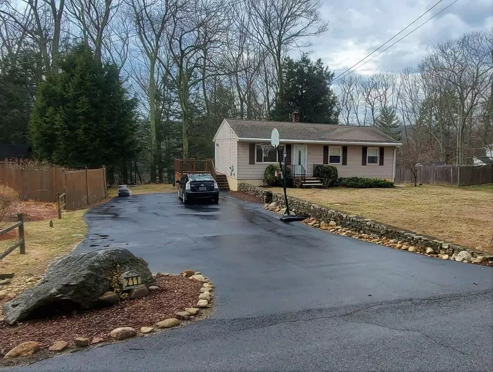 Sturbridge, MA 01566,211 New Boston Rd