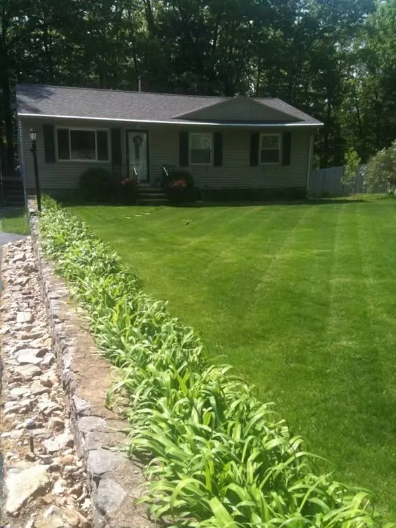 Sturbridge, MA 01566,211 New Boston Rd