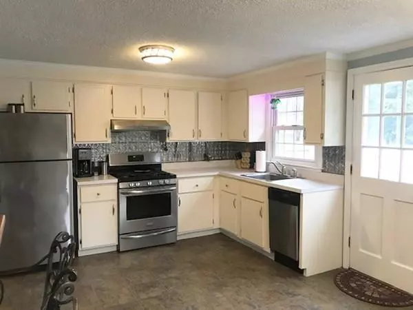 Pepperell, MA 01463,6 Plainfield Rd