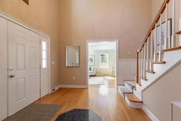 Acton, MA 01720,8 Larch Rd