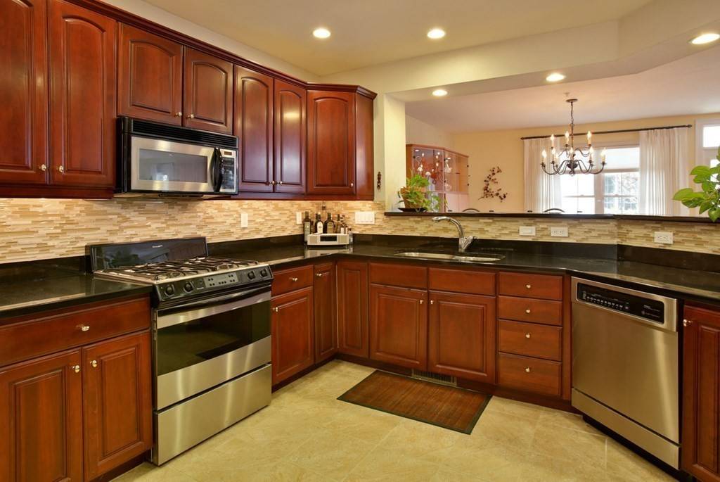 Quincy, MA 02171,219 Victory Rd #219