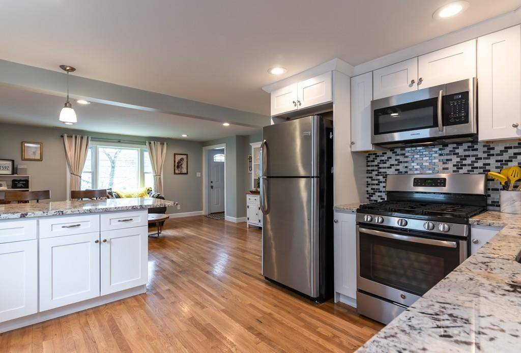 Wakefield, MA 01880,14 Wakefield Ave