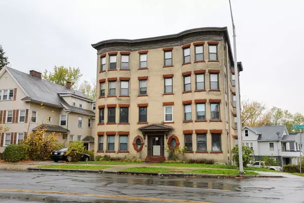 162 Fort Pleasant Ave, Springfield, MA 01108