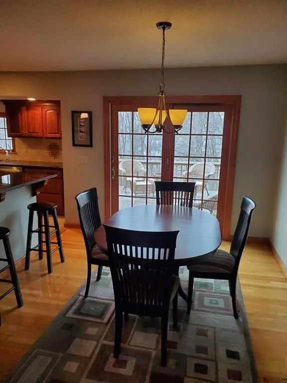 South Hadley, MA 01075,20 Chestnut Hill Road