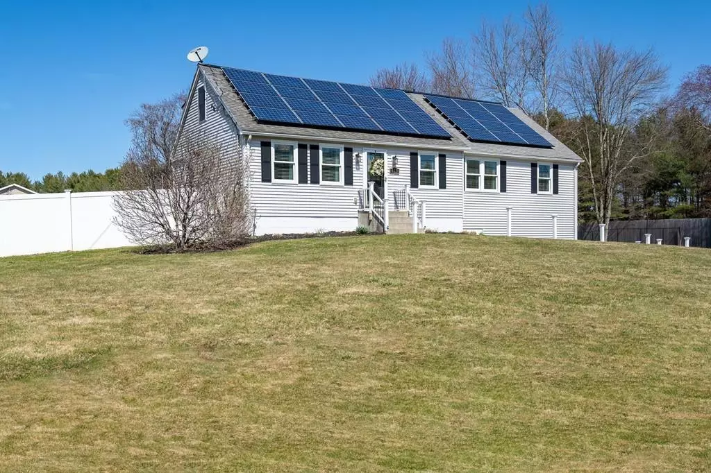 Granby, MA 01033,413 E State St