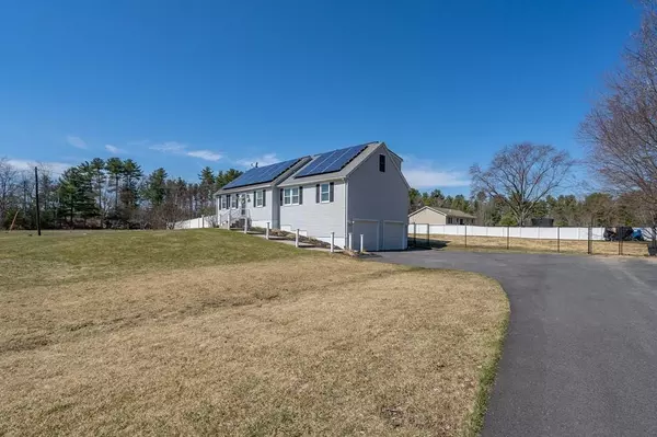 Granby, MA 01033,413 E State St