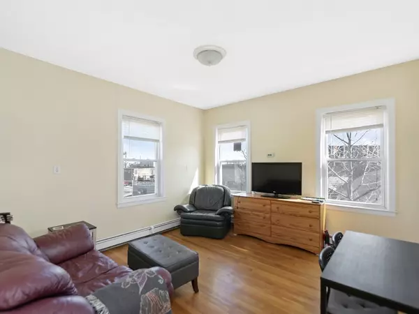 Cambridge, MA 02139,315 Elm Street #4