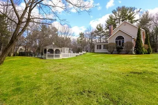 49 E Gardner Rd, Westminster, MA 01473