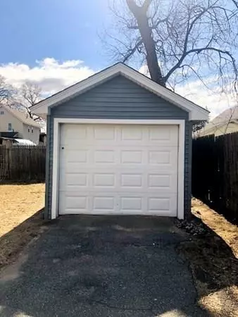 Springfield, MA 01107,69 Rimmon Ave