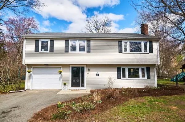 86 Lovering Street, Medway, MA 02053