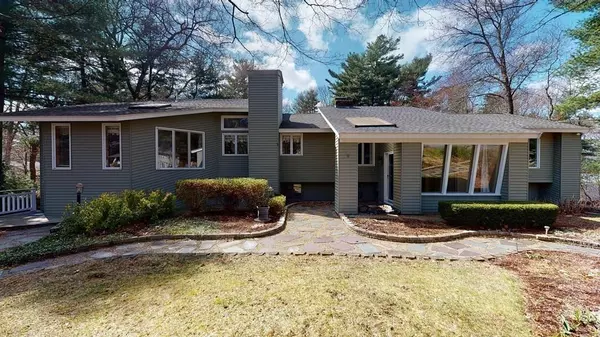 47 Peters Way, North Attleboro, MA 02760