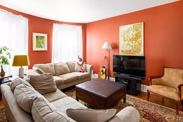 Brookline, MA 02446,92 Coolidge St #1