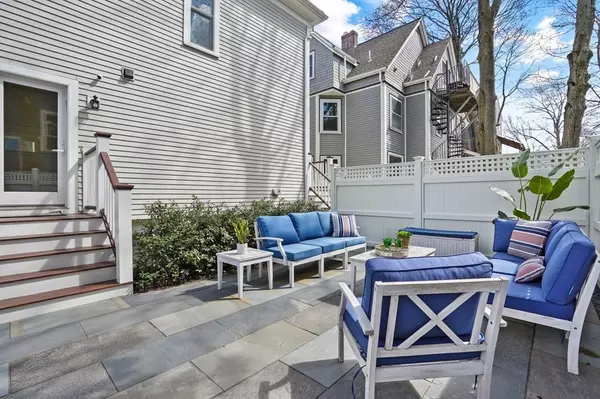 Brookline, MA 02446,36 Vernon St #1
