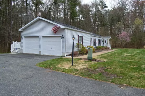 Middleboro, MA 02346,501 Oak Point Drive