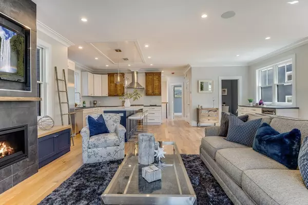 Brookline, MA 02467,705 Hammond Street #1B