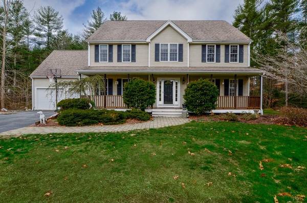 15 Boxberry Drive, Rochester, MA 02770