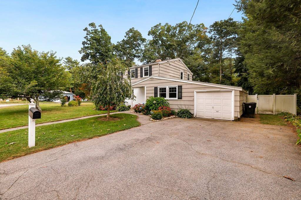 Sharon, MA 02067,30 West St