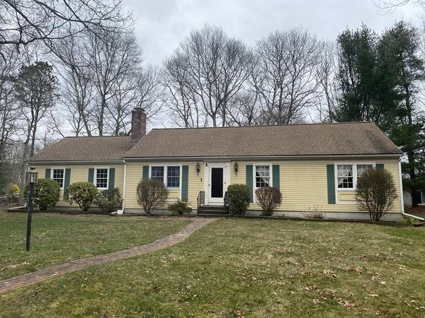 5 Greenview Circle, Sandwich, MA 02563