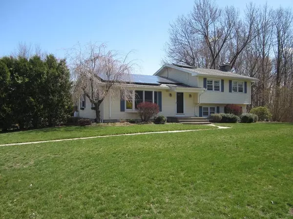 Southampton, MA 01073,387 College Hwy