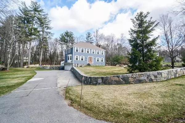 29 Reservoir Rd, Milford, MA 01757