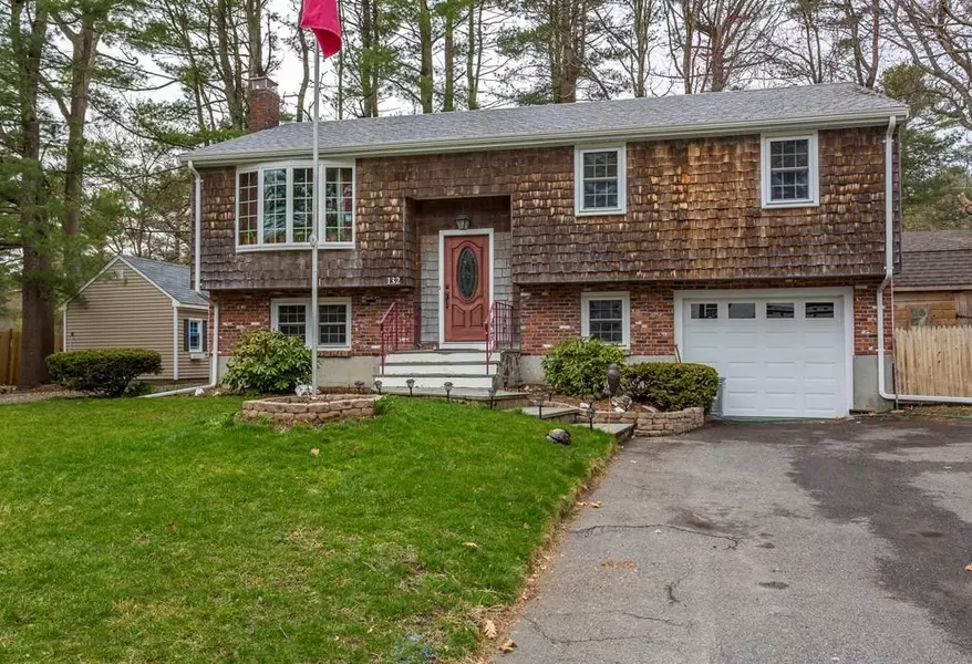 132 Cynthia Drive, Raynham, MA 02767