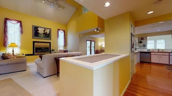 Rehoboth, MA 02769,46 Ash St