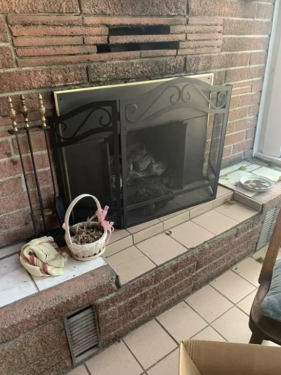 Bellingham, MA 02019,91 Paine Street