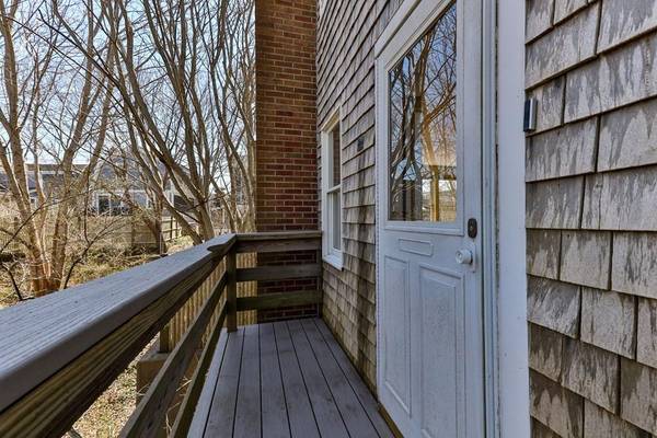 Provincetown, MA 02657,343 Bradford St