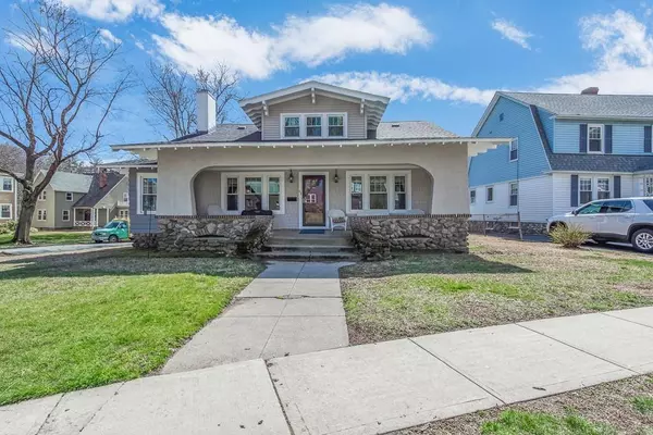 64 Coolidge Rd, Worcester, MA 01602