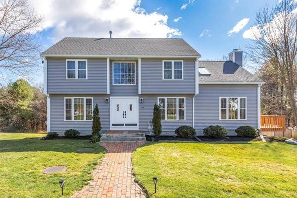 69 Middle Rd, Boxborough, MA 01719