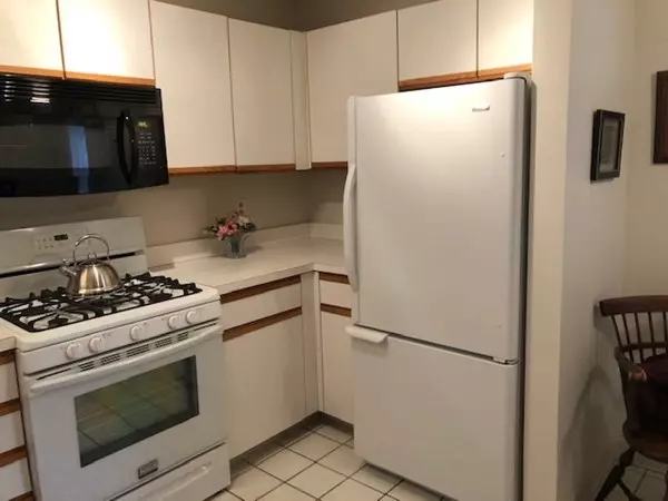 Agawam, MA 01001,35 Dogwood Ln #35