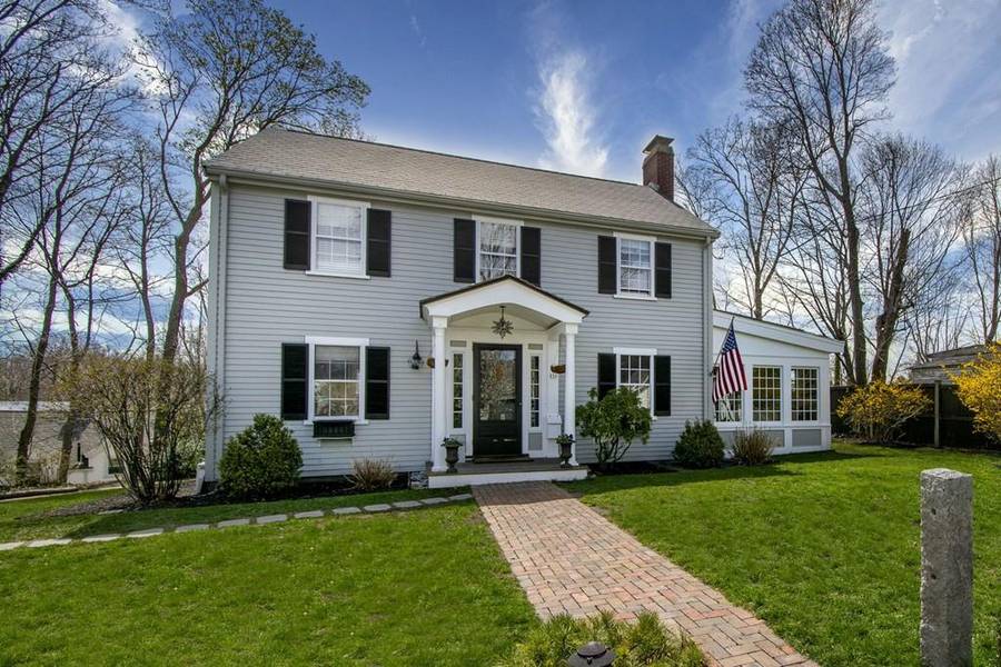 11 Ship Street, Hingham, MA 02043