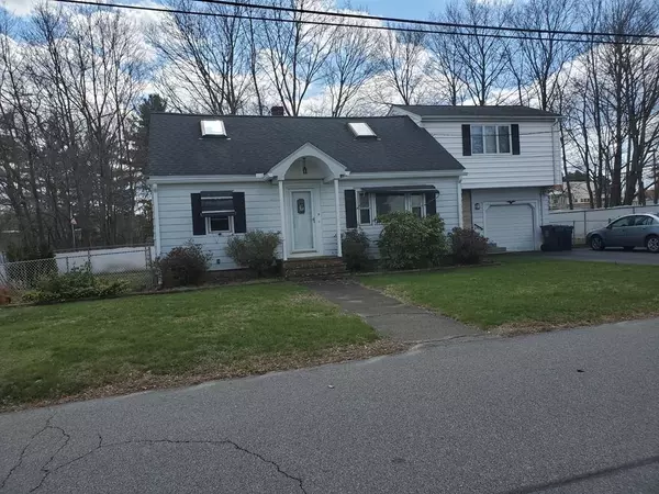 9 Litchfield Ave, Dracut, MA 01826