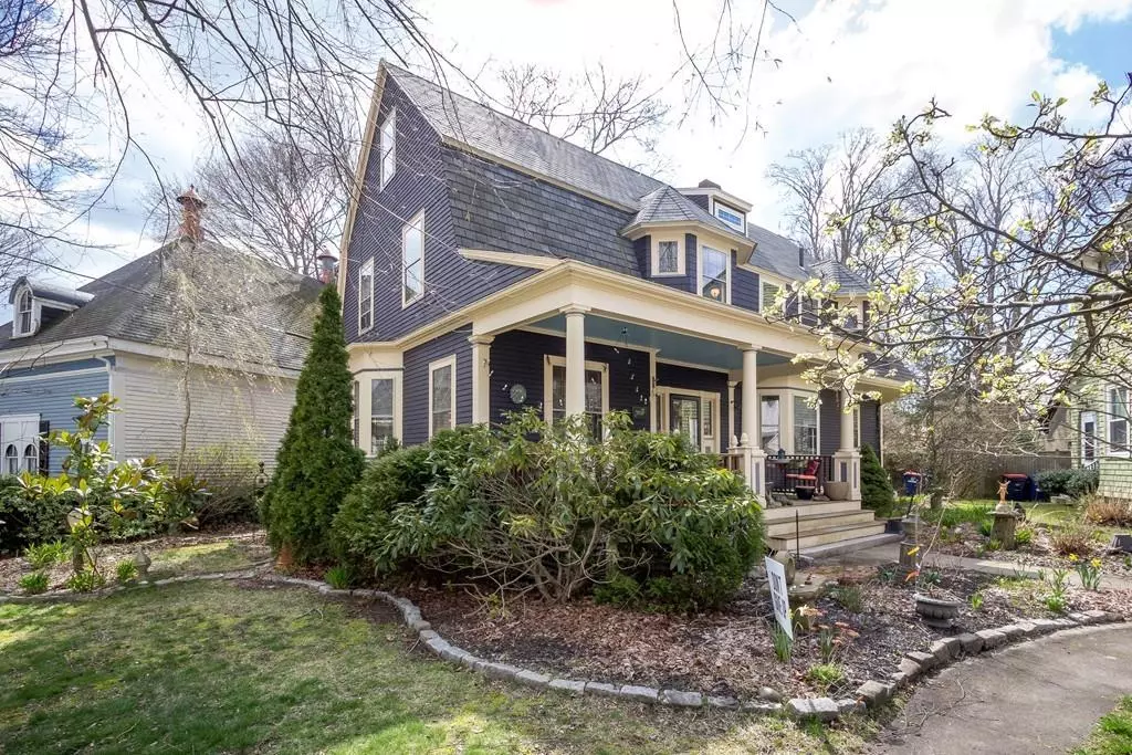 New Bedford, MA 02740,5 Clinton Pl