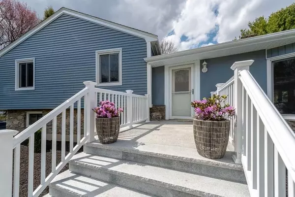 Milton, MA 02186,631 Blue Hills Pkwy
